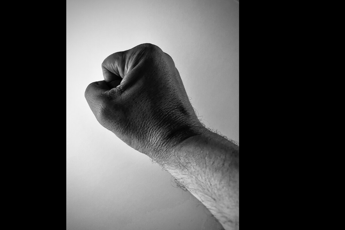 Wie macht man eine Faust? Ein Leitfaden für Anfänger