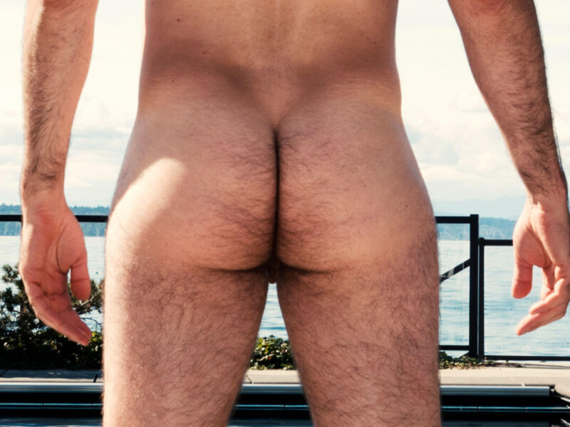 Analhygiene Symbolbild: Nacker Männer-Arsch Englisch: Anal hygiene Symbolic image: Naked male butt
